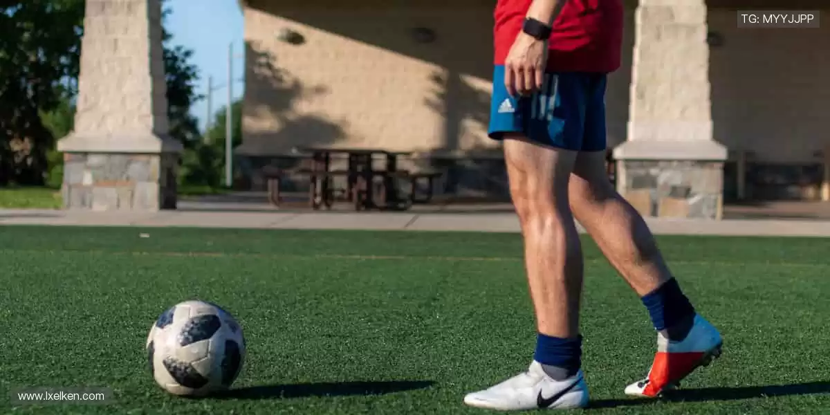 ⚽️ 绿茵激战，等你来见证奇迹！